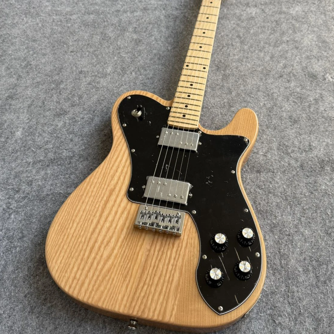 2026 HOT High quality E Guitar Sunburst Alder Body & maple neck
2026 HOT High quality E Guitar Sunburst Alder Body & maple neck