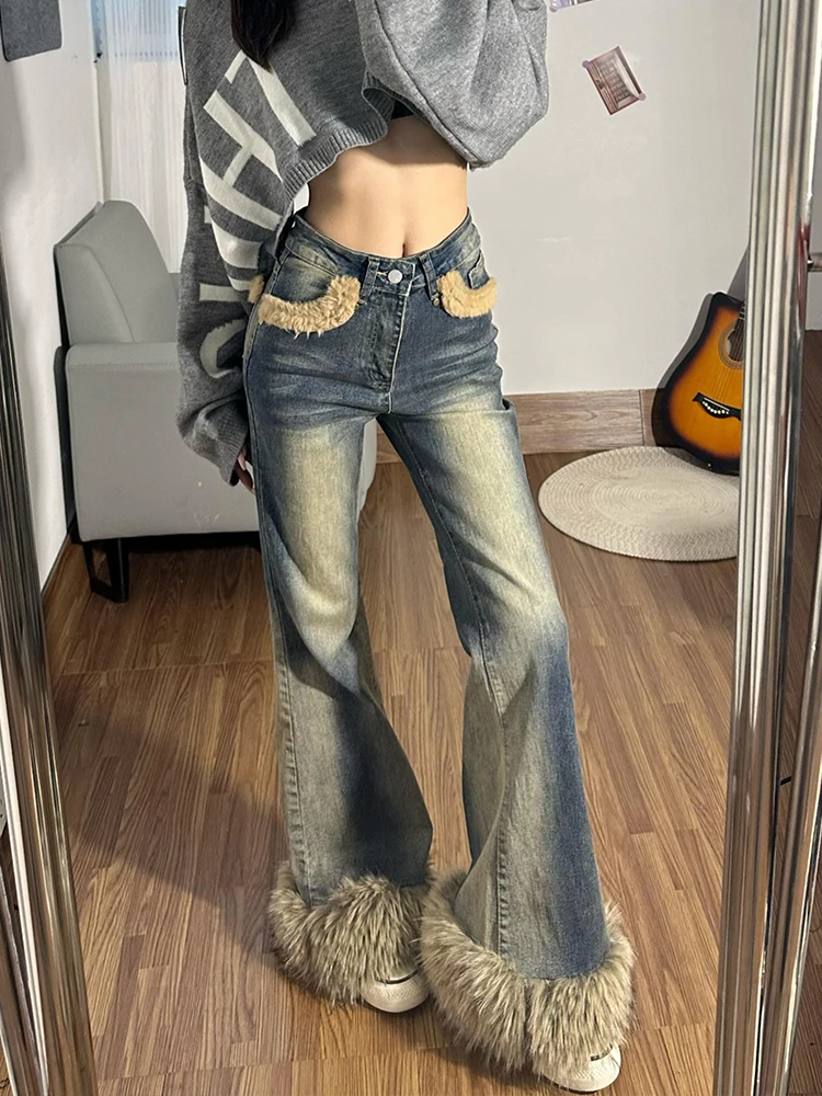 Retro American Hot Girl Fashionable Faux Fur Splicing Jeans Women's Slimming Design Sense Micro Flared Floor-Length Pants
Retro American Hot Girl Fashionable Faux Fur Splicing Jeans Women's Slimming Design Sense Micro Flared Floor-Length Pants