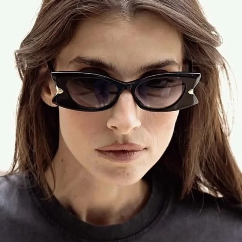 Солнцезащитные очки с кошачьими ушками, солнцезащитные очки Alien, новинка 2025, женские солнцезащитные очки высокого качества, персонализированные модные очки-бабочки UV400
Солнцезащитные очки с кошачьими ушками, солнцезащитные очки Alien, новинка 2025, женские солнцезащитные очки высокого качества, персонализированные модные очки-бабочки UV400