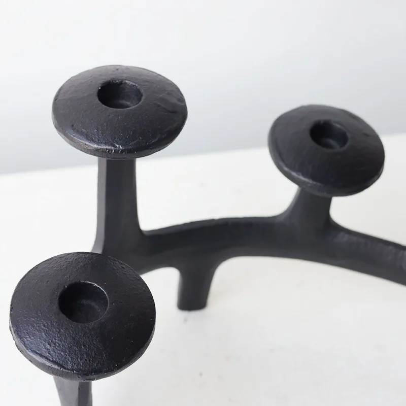 Modern Abstract Metal Candlestick Hotel Home Furnishing Model House Store Personalized Store Open Cabinet Decoration Ornament
Modern Abstract Metal Candlestick Hotel Home Furnishing Model House Store Personalized Store Open Cabinet Decoration Ornament