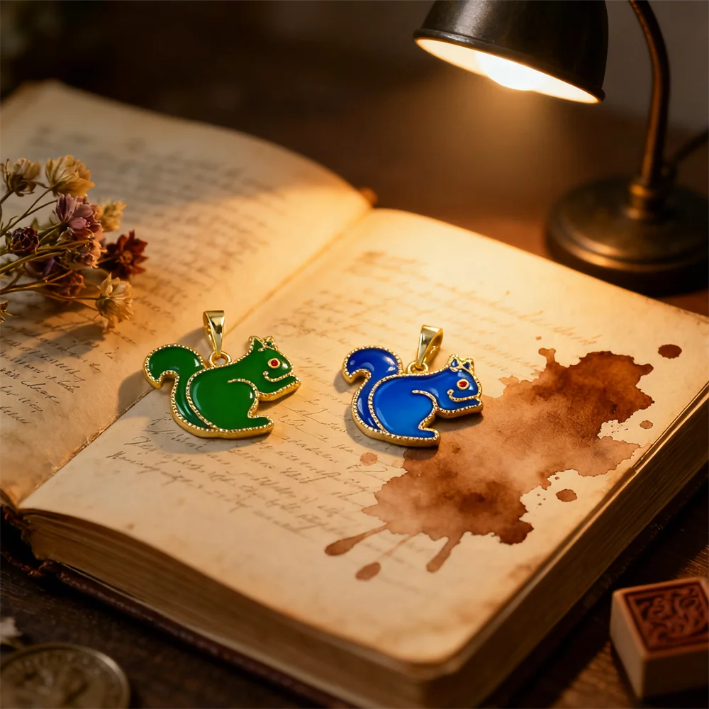 4Pcs Pendants Gold Plated Enamel Cute Squirrel Charms for DIY Jewelry Necklace Bracelet Daily Wear Party Decorative Accessories
4Pcs Pendants Gold Plated Enamel Cute Squirrel Charms for DIY Jewelry Necklace Bracelet Daily Wear Party Decorative Accessories