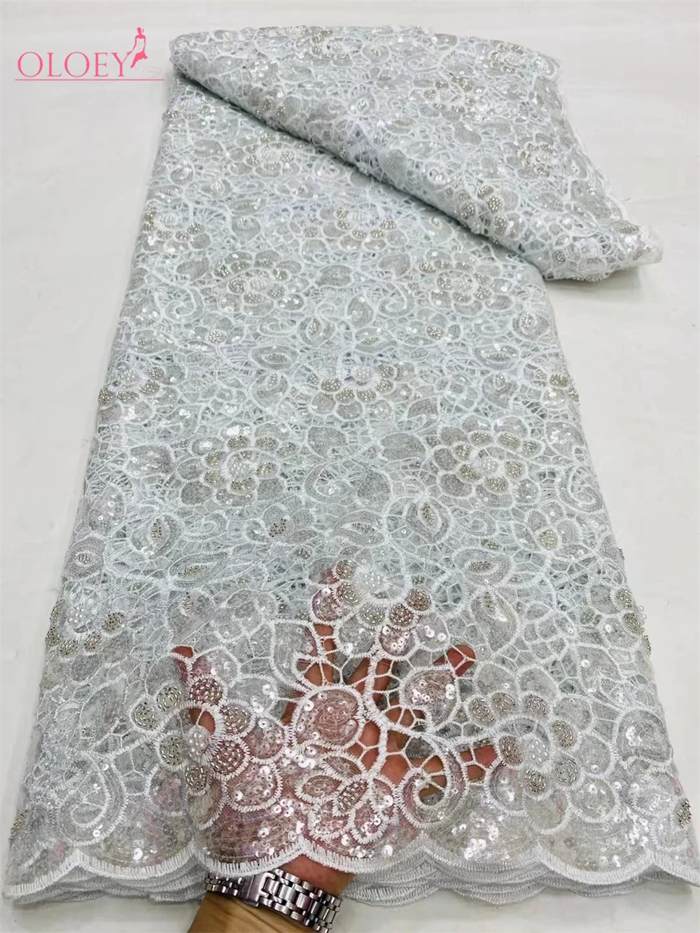Fashion Elegant French Embroidery Beaded Lace Fabric African Nigerian With Sequins Fabric For Wedding Dress
Fashion Elegant French Embroidery Beaded Lace Fabric African Nigerian With Sequins Fabric For Wedding Dress