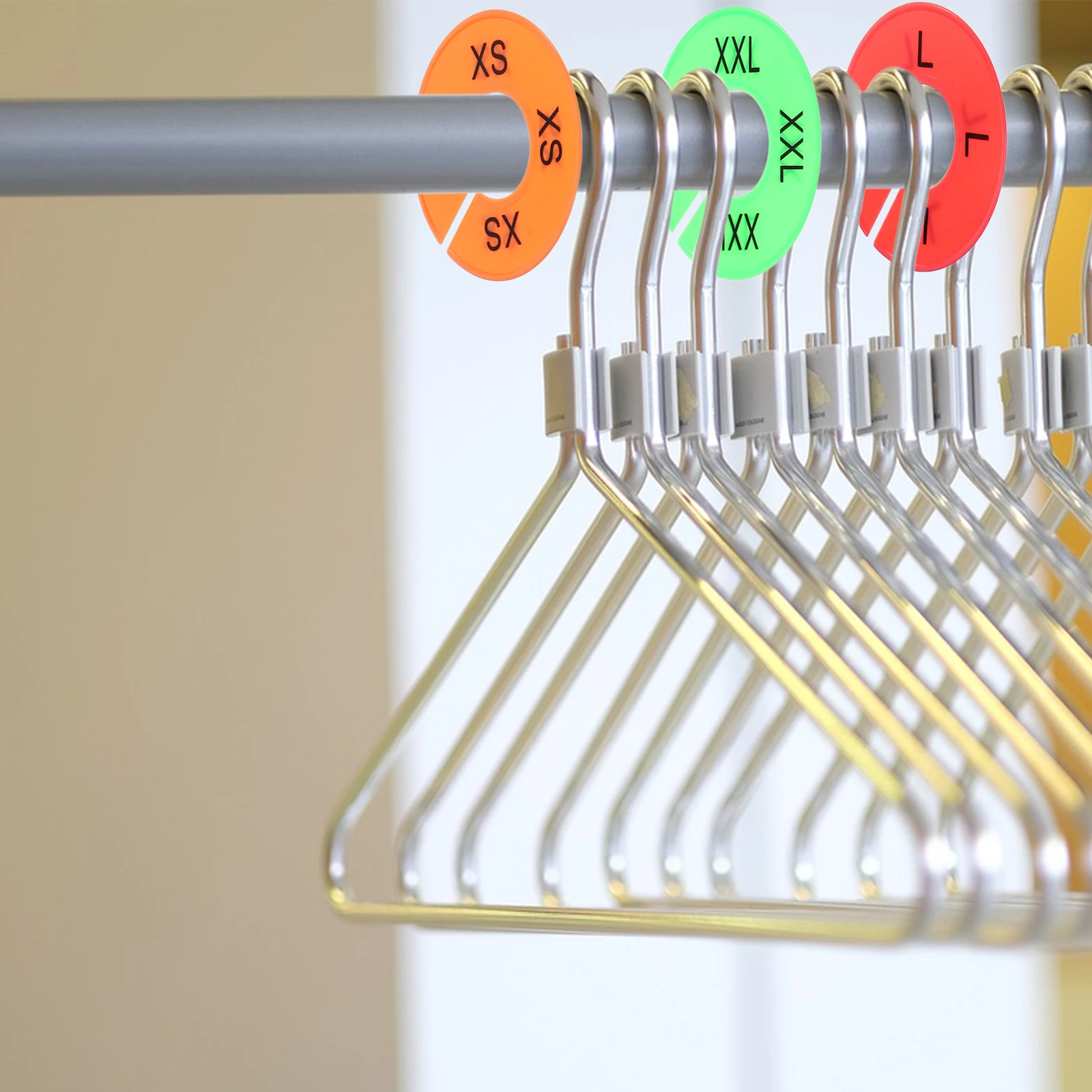 40 Pcs Size Separator Clothes Dividers Round Rack Clothing for Racks Hanger Hanger
40 Pcs Size Separator Clothes Dividers Round Rack Clothing for Racks Hanger Hanger