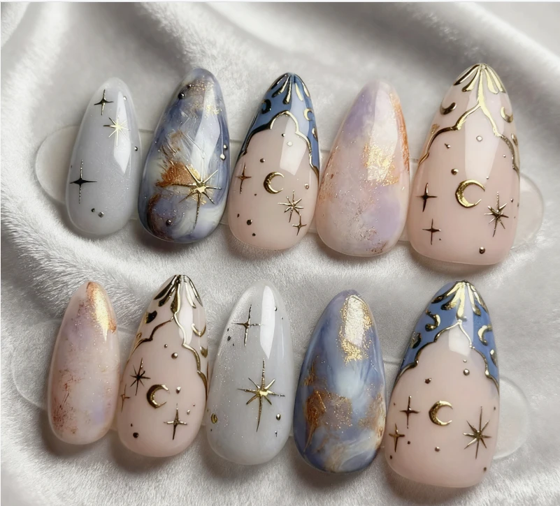 24 шт., накладные ногти, французский стример, стиль с мигающей звездой, броня, универсальный съемный набор для дизайна ногтей 
24 шт., накладные ногти, французский стример, стиль с мигающей звездой, броня, универсальный съемный набор для дизайна ногтей