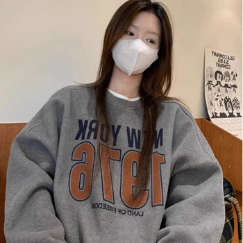 빈티지 아메리칸 스타일 양털 안감 두꺼운 편지 인쇄 루즈 피트 라운드 넥 유휴 스타일 여성용 특대 스웨트
