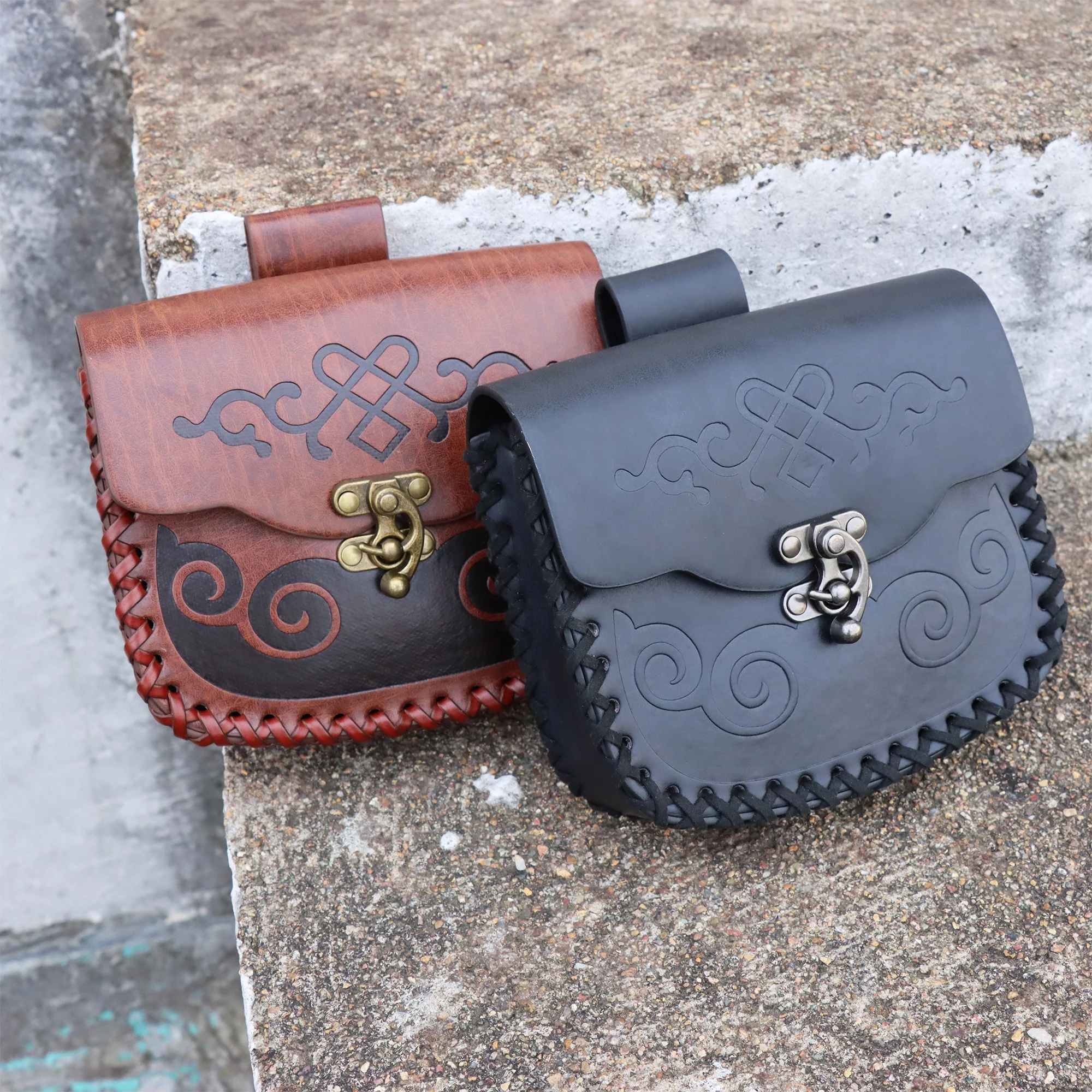 Medieval Viking retro style hanging belt coin purse, vintage embossed bag, medieval waist bag
Medieval Viking retro style hanging belt coin purse, vintage embossed bag, medieval waist bag
