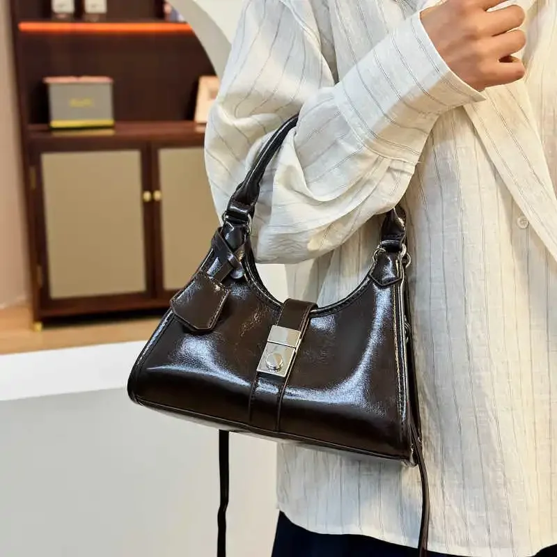 2025 Spring New! Niche - Style Women's Pleated Dumpling Handbag, Fashionable, Casual, Large - Capacity for Shoulder & Crossbody
2025 Spring New! Niche - Style Women's Pleated Dumpling Handbag, Fashionable, Casual, Large - Capacity for Shoulder & Crossbody