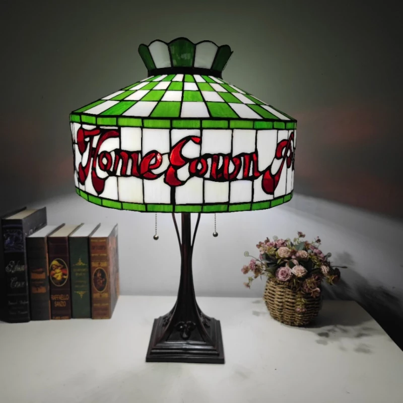 Table lamp indoor simple lamp villa decoration classic handmade table lamp
Table lamp indoor simple lamp villa decoration classic handmade table lamp