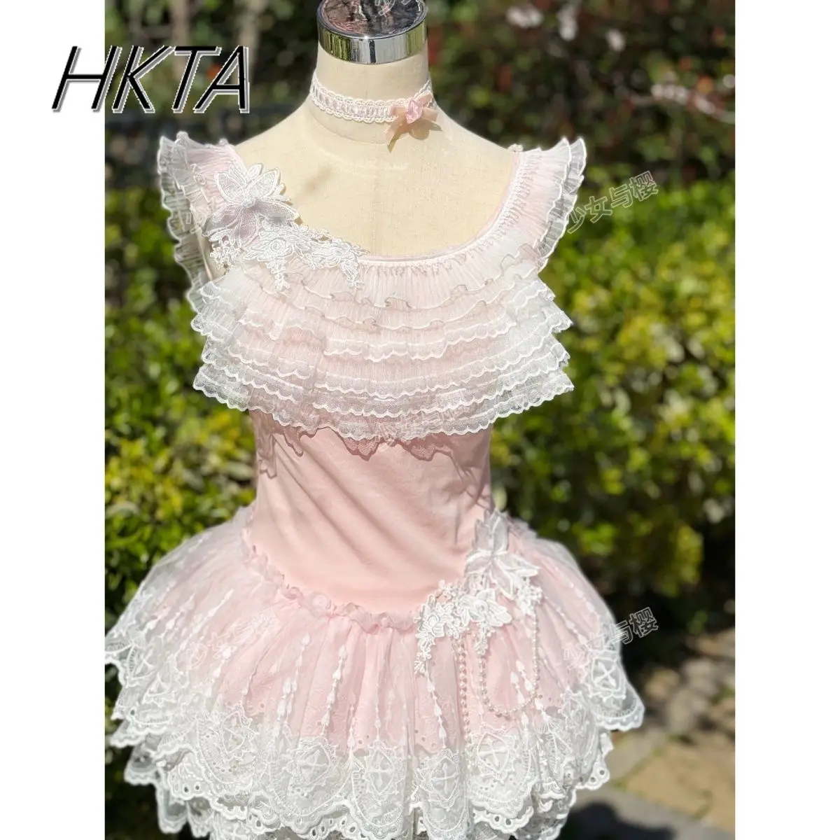 Lolita Ruffles Sleeve Lace Sling Top Women Sweet Cute Fresh Pearl Lace Bow Big Halter Backless Pink Suspender Vest Skirt Sets
Lolita Ruffles Sleeve Lace Sling Top Women Sweet Cute Fresh Pearl Lace Bow Big Halter Backless Pink Suspender Vest Skirt Sets