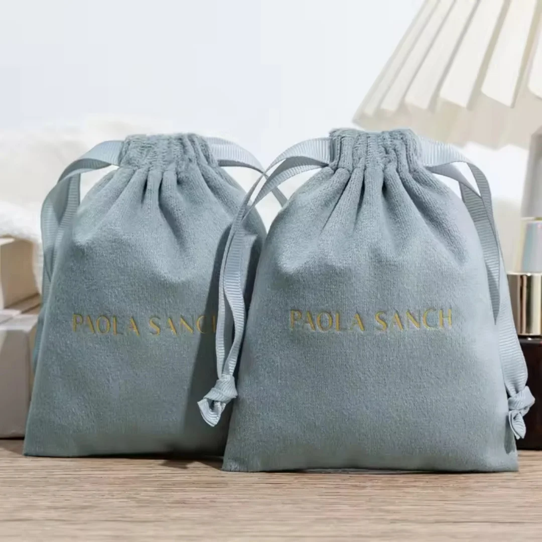 Custom Logo Printed Luxury Velvet Dust Pouch Perfume Gift Jewelry Bag for Candle and Craft Use Flexography Printed
Custom Logo Printed Luxury Velvet Dust Pouch Perfume Gift Jewelry Bag for Candle and Craft Use Flexography Printed