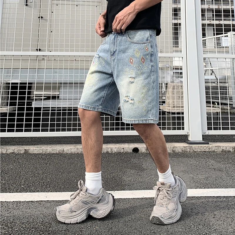 BGC9381 High Street new Chinese style embroidery trend handsome hot diamond denim shorts men's loose casual five-minute pants
BGC9381 High Street new Chinese style embroidery trend handsome hot diamond denim shorts men's loose casual five-minute pants