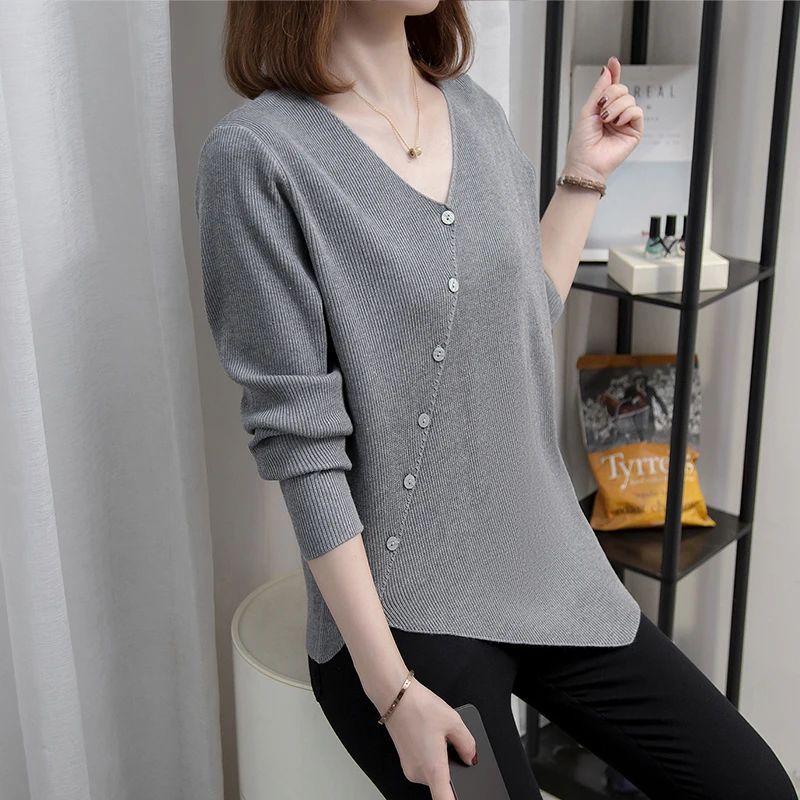 Large Size Women Sweater Single-breasted Cardigan V-Neck Female Casual Knitted Cardigan Solid Women clothing 2022 New Oversized
Large Size Women Sweater Single-breasted Cardigan V-Neck Female Casual Knitted Cardigan Solid Women clothing 2022 New Oversized