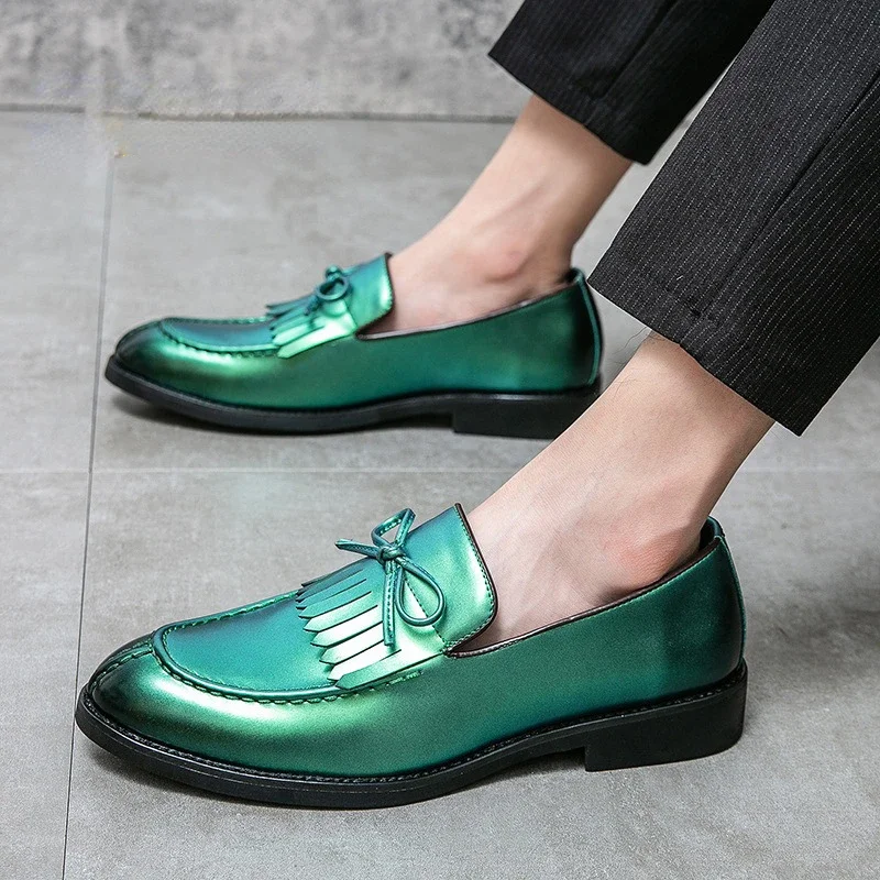Luxury Men Dress Shoes Tassel Leather Shoes Designer Brogue Men shoes Party Wedding Men Loafers Patent Business shoes for Men
Luxury Men Dress Shoes Tassel Leather Shoes Designer Brogue Men shoes Party Wedding Men Loafers Patent Business shoes for Men