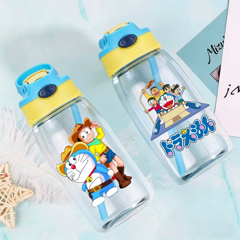 Детская бутылка для воды Doraemon для мальчиков и девочек, спортивная чашка с соломинкой для активного отдыха, портативные пластиковые бутылки для напитков, чашки для питья, подарок на день рождения, для дома
Детская бутылка для воды Doraemon для мальчиков и девочек, спортивная чашка с соломинкой для активного отдыха, портативные пластиковые бутылки для напитков, чашки для питья, подарок на день рождения, для дома