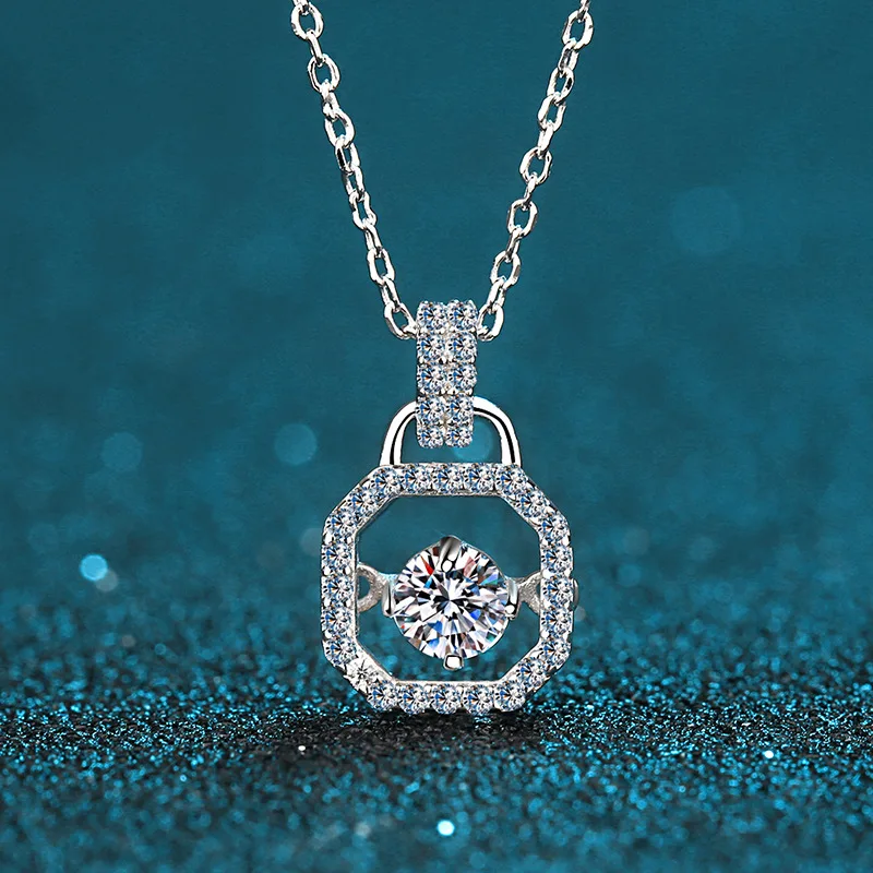 Platinum PT950 Celebrity same model 30 points moissanite schoolbag collarbone chain spirit pendant
Platinum PT950 Celebrity same model 30 points moissanite schoolbag collarbone chain spirit pendant