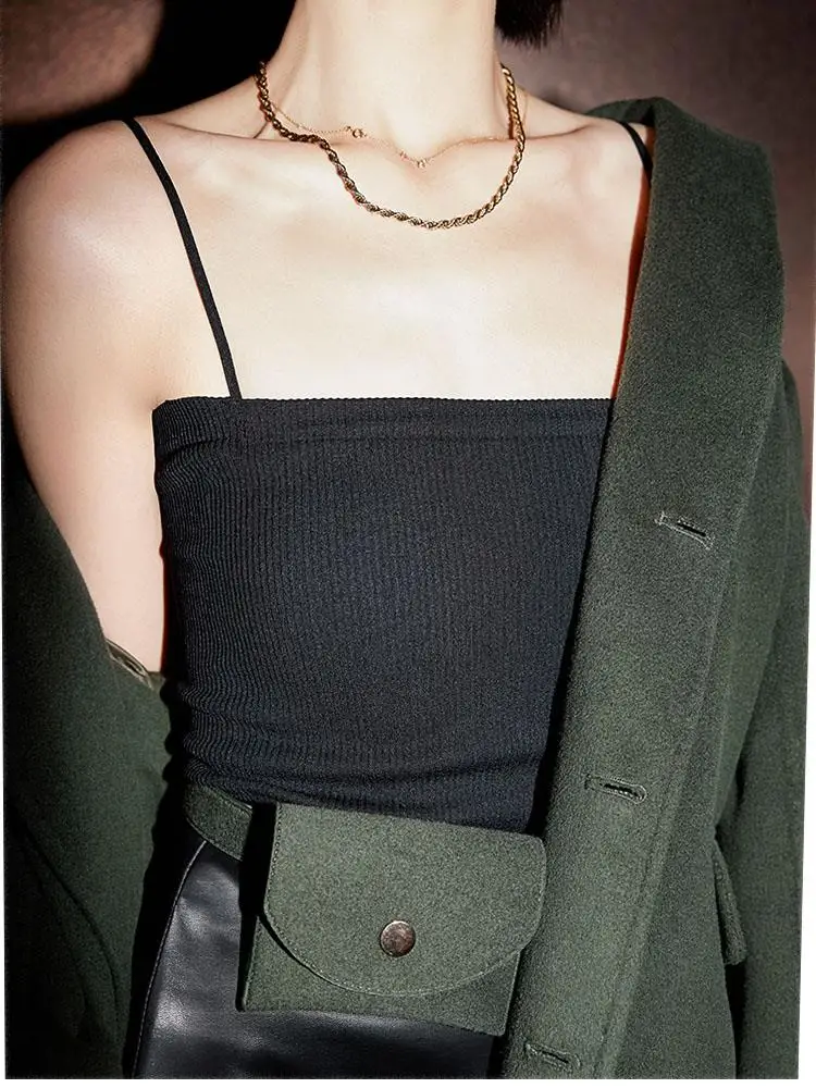 Women's Knitted Strap Vest Sexy Thin Shoulder Base Shirt with Chest Pad Spring Season Pure Color Home Clothes Underwear
Women's Knitted Strap Vest Sexy Thin Shoulder Base Shirt with Chest Pad Spring Season Pure Color Home Clothes Underwear