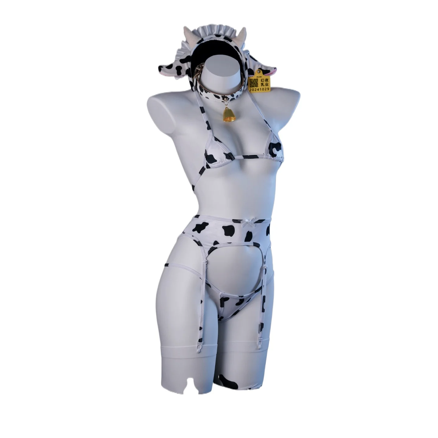 Cow Print Lingerie Set with Bell Headband Women's Anime Cosplay Costume Cute Cowgirl Outfit Halloween Party Costumes
Cow Print Lingerie Set with Bell Headband Women's Anime Cosplay Costume Cute Cowgirl Outfit Halloween Party Costumes