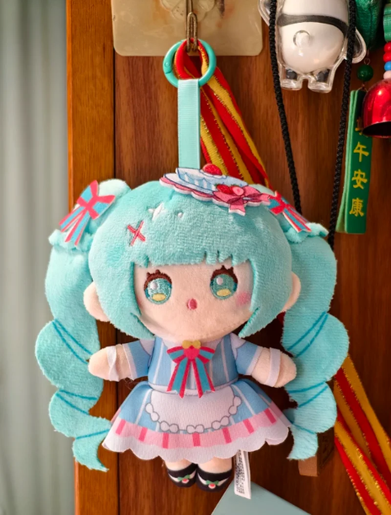 Miku Sweet Interwoven Plush Pendant Ornament Kawaii Doll Anime Merch Room Decoration Collectable Toy Festival Gift For Friend
Miku Sweet Interwoven Plush Pendant Ornament Kawaii Doll Anime Merch Room Decoration Collectable Toy Festival Gift For Friend