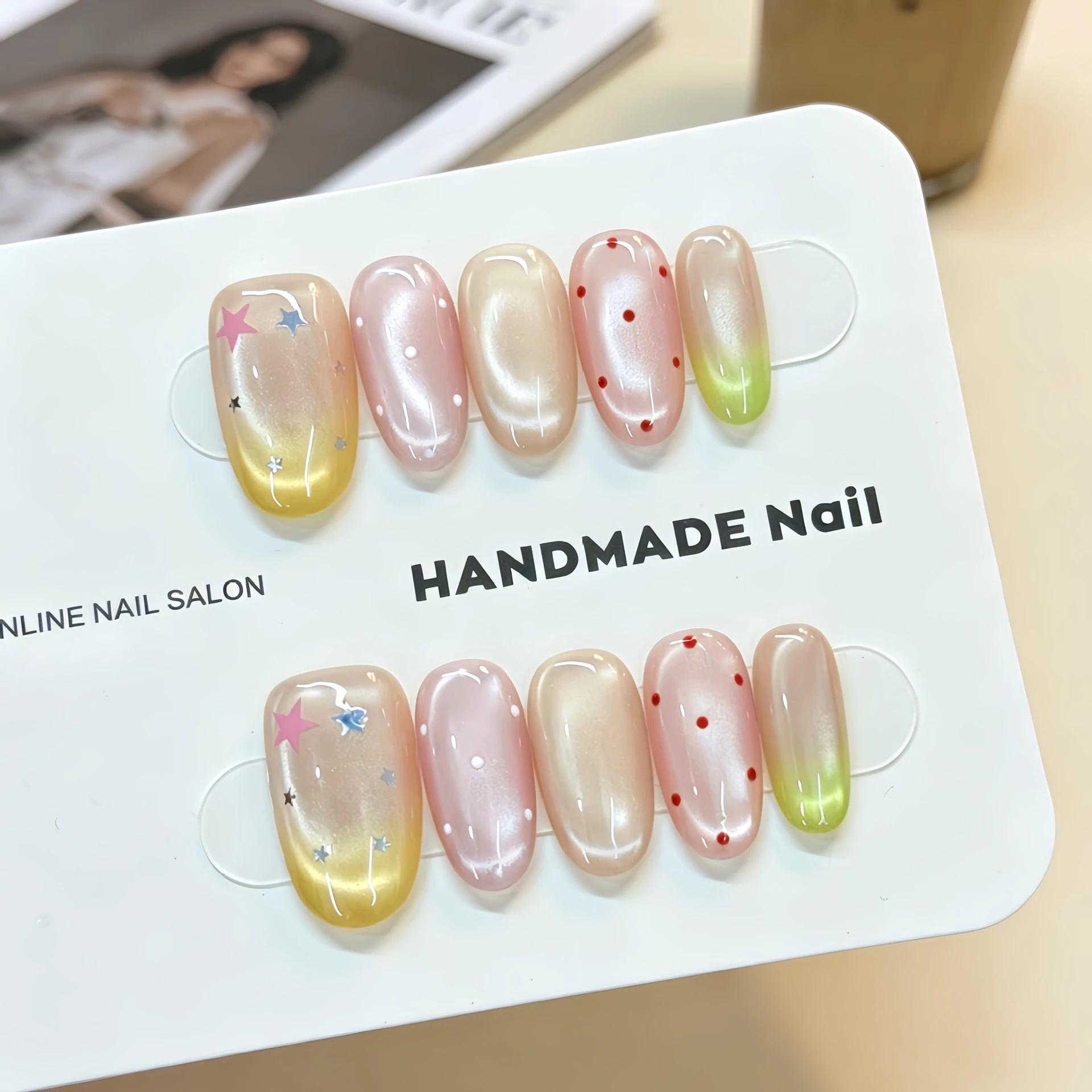 10pcs Sweet Cat Eye Handmade Short Ellipse Press on Nails with Polka Dot Detachable Wearable Artificial Full Cover Nail Tips
10pcs Sweet Cat Eye Handmade Short Ellipse Press on Nails with Polka Dot Detachable Wearable Artificial Full Cover Nail Tips