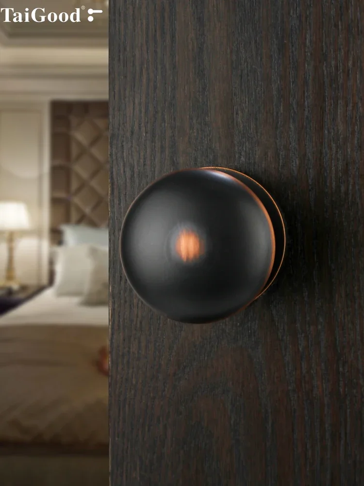 Shiliantai Good Copper Lock, Brass Ball Lock, All Copper Indoor Bedroom Door Lock Bathroom Lock LP 1239
Shiliantai Good Copper Lock, Brass Ball Lock, All Copper Indoor Bedroom Door Lock Bathroom Lock LP 1239