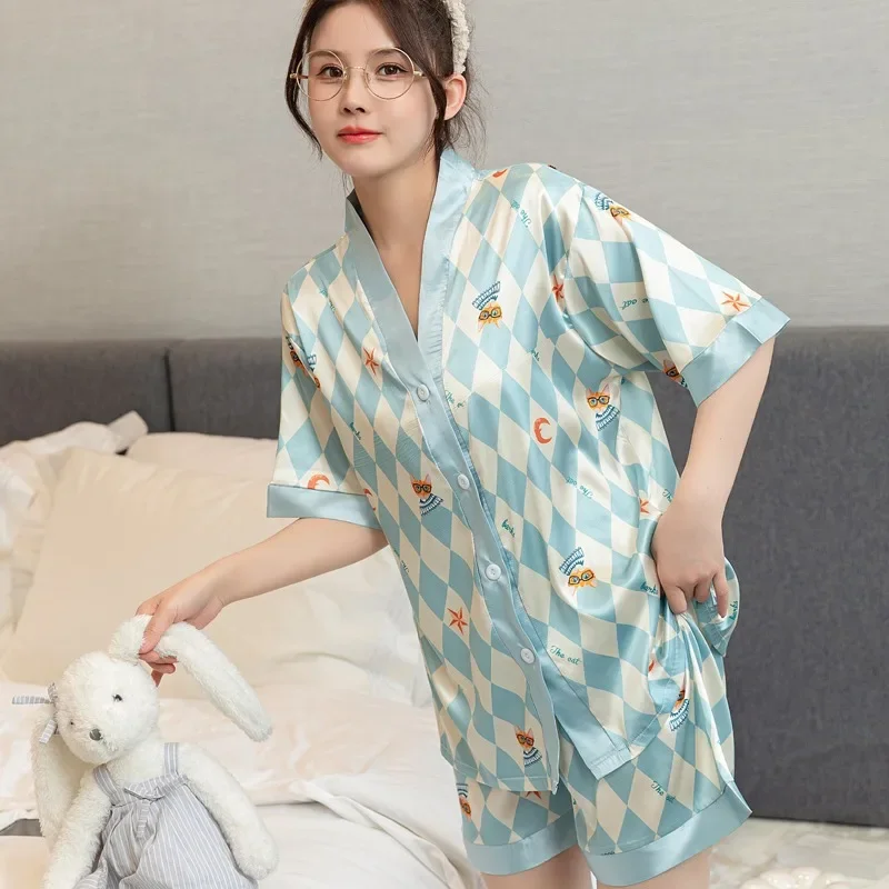 Large size pajamas women's summer thin suit ice silk short-sleeved shorts two-piece set breathable ladies nightdress sleepwear
Large size pajamas women's summer thin suit ice silk short-sleeved shorts two-piece set breathable ladies nightdress sleepwear