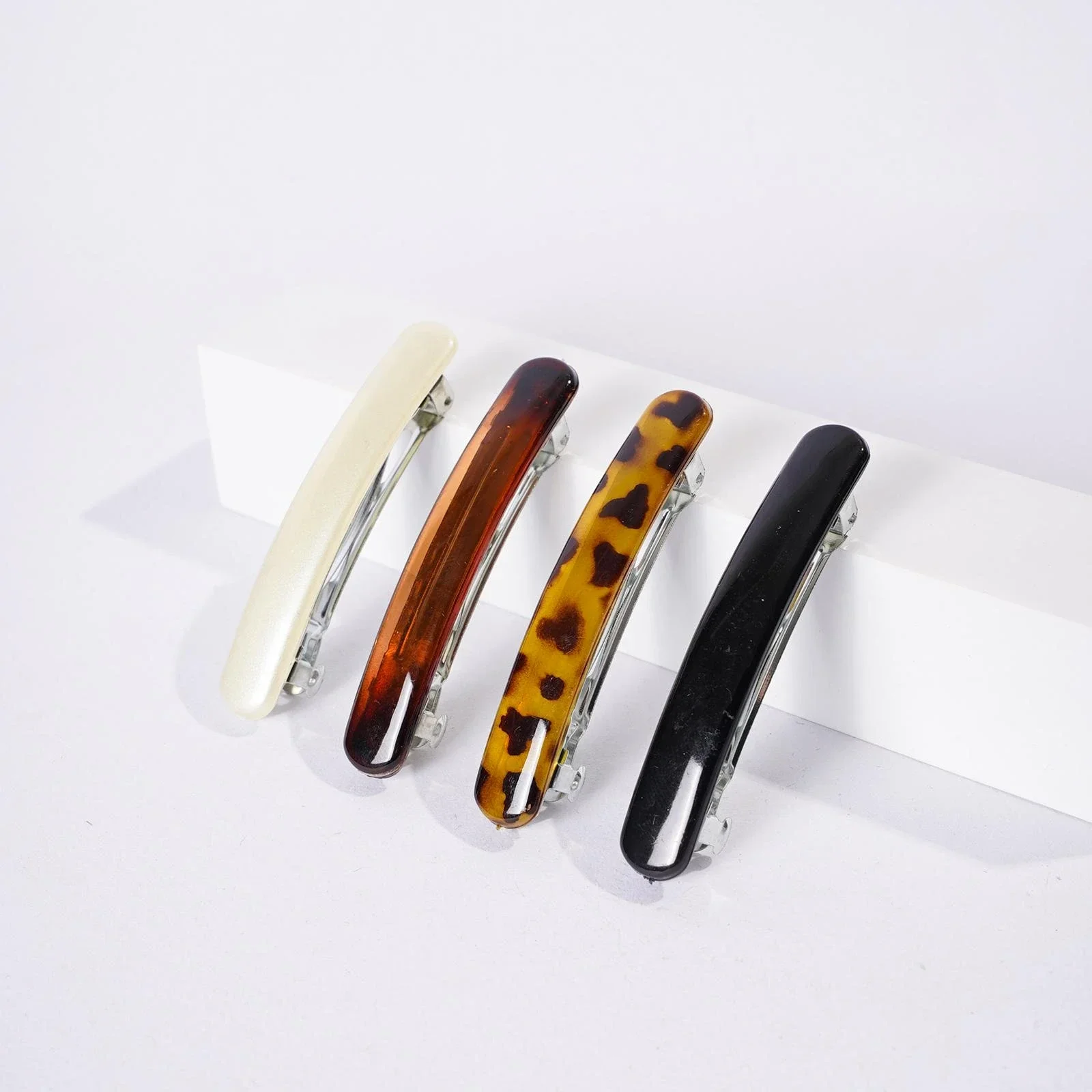 4pcs Minimalist Hair Barrettes Set Casual Leopard Print Hair Accessories
4pcs Minimalist Hair Barrettes Set Casual Leopard Print Hair Accessories