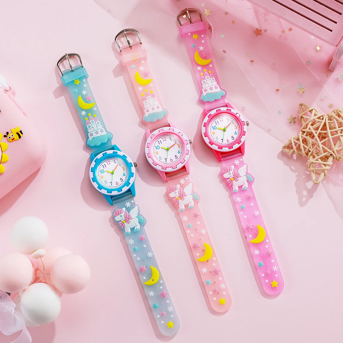 Cute cartoon fairy tale Pegasus quartz watch for Halloween Christmas gift
Cute cartoon fairy tale Pegasus quartz watch for Halloween Christmas gift