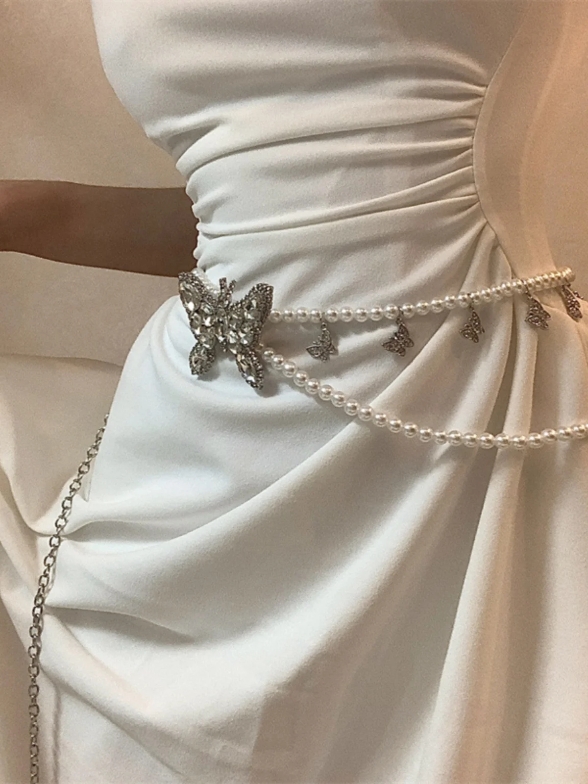 Women's Summer Rhinestone Butterfly Pearl Waist Chain Belt Body Chain Decoration for Dresses Skirts Waist Accent
Women's Summer Rhinestone Butterfly Pearl Waist Chain Belt Body Chain Decoration for Dresses Skirts Waist Accent