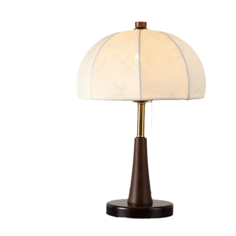 French antique table lamp bedroom bedside American retro atmosphere all copper solid wood
French antique table lamp bedroom bedside American retro atmosphere all copper solid wood