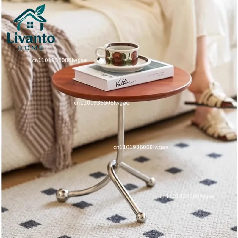 Vintage Round Coffee Table French Bedside End Table Small Accent Table for Living Room Balcony or Classical Decor Space
Vintage Round Coffee Table French Bedside End Table Small Accent Table for Living Room Balcony or Classical Decor Space