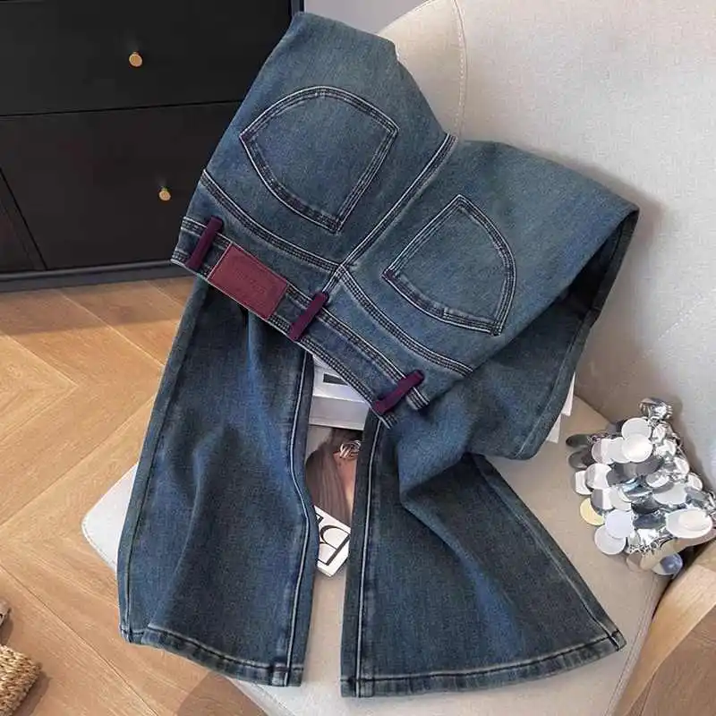Женские мешковатые расклешенные джинсы Y2k Harajuku, широкие джинсовые брюки большого размера, винтажные джинсовые длинные брюки, японская одежда 2000-х годов, новинка 2025 г.
Женские мешковатые расклешенные джинсы Y2k Harajuku, широкие джинсовые брюки большого размера, винтажные джинсовые длинные брюки, японская одежда 2000-х годов, новинка 2025 г.