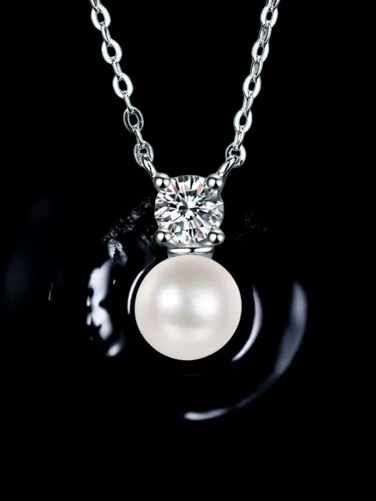 925 Sterling Silver Moissanite Fashion 8mm Pearl Inlay Moissanite Necklace GRA Certified
925 Sterling Silver Moissanite Fashion 8mm Pearl Inlay Moissanite Necklace GRA Certified