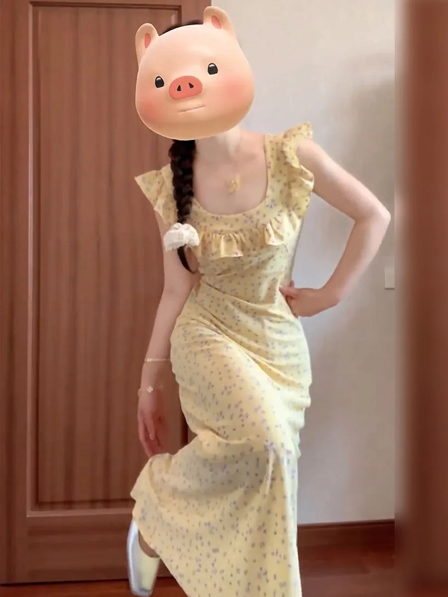 Summer Gentle Wind Floral Skirt Sleeveless Women's Dress with Ruffle High Waist A-Line Long Dress Princess Style Backless Gown
Summer Gentle Wind Floral Skirt Sleeveless Women's Dress with Ruffle High Waist A-Line Long Dress Princess Style Backless Gown