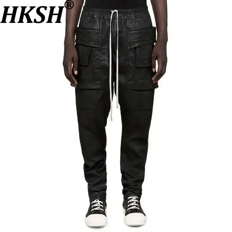 HKSH Autumn New Men Tide Niche Design Dark Coated Waxed Ins Cargo Pants Casual Chic Punk Gothic Pockets Fashion Overalls HK0129
HKSH Autumn New Men Tide Niche Design Dark Coated Waxed Ins Cargo Pants Casual Chic Punk Gothic Pockets Fashion Overalls HK0129