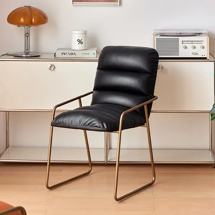 DSA household light luxury antique dining chair modern metal retro backrest chair reception negotiation office chair
DSA household light luxury antique dining chair modern metal retro backrest chair reception negotiation office chair