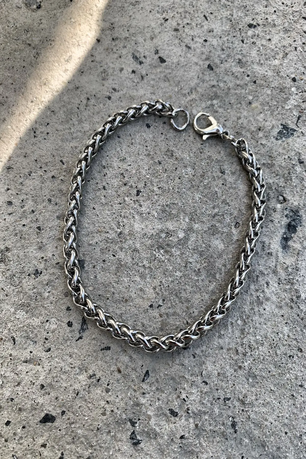 Men's Silver Color Fishbone Spiral Model Vintage Bracelet Gift Products Design Jewelry (16Cm) Elegant Rings Do Not Tarnish
Men's Silver Color Fishbone Spiral Model Vintage Bracelet Gift Products Design Jewelry (16Cm) Elegant Rings Do Not Tarnish