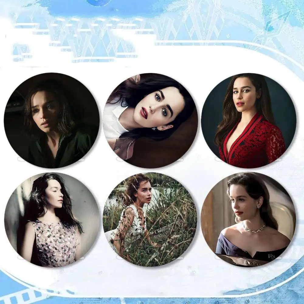 Actress-E-Emilia Clarke Badges Round Cartoon Brooches Handmade Pins For Backpack Jewelry Accessories Gifts Badge 
Actress-E-Emilia Clarke Badges Round Cartoon Brooches Handmade Pins For Backpack Jewelry Accessories Gifts Badge