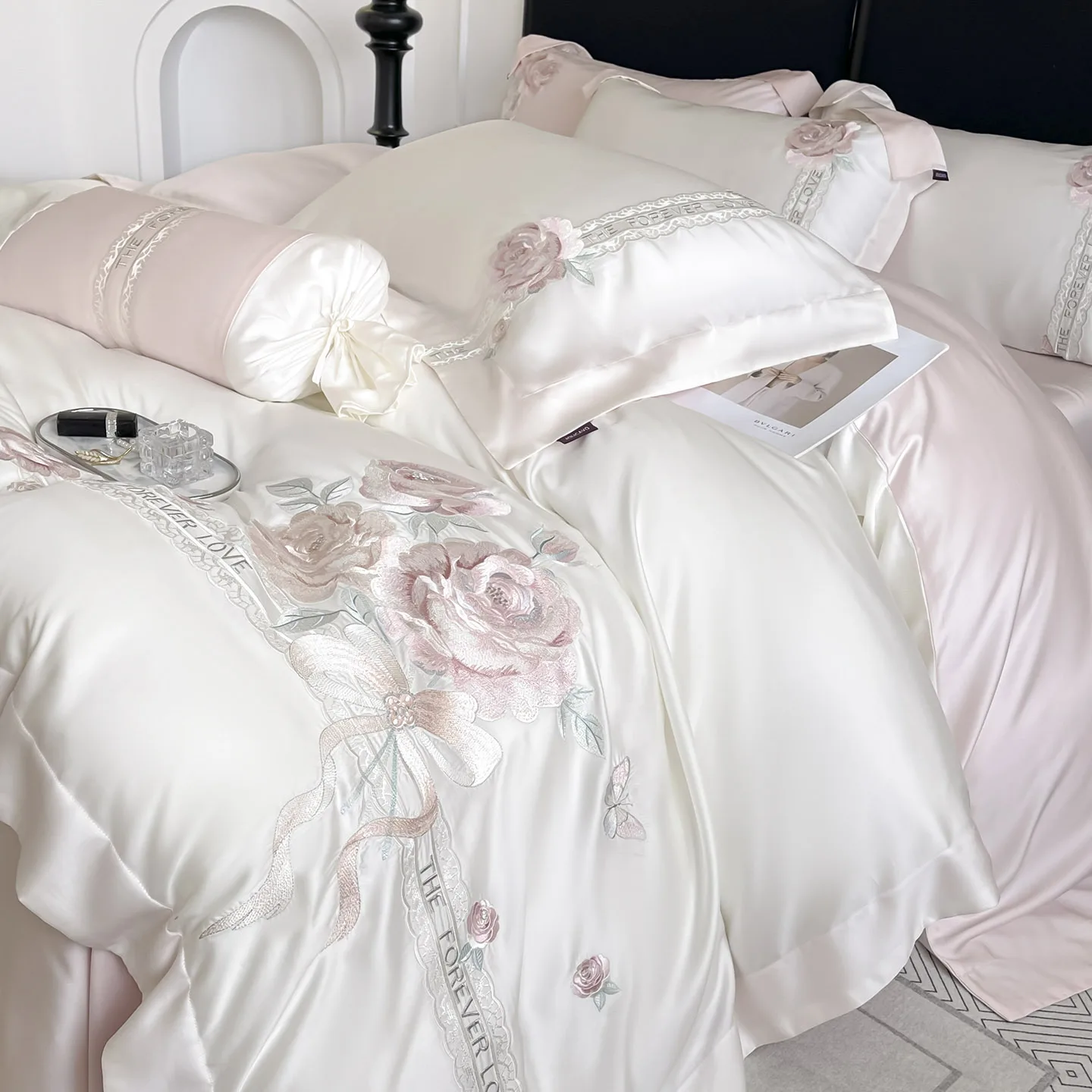 White Flowers Embroidery Bedding Sets Luxury 100% Cotton Duvet Cover Set Fitted Bed Sheet Pillowcases Home Textile
White Flowers Embroidery Bedding Sets Luxury 100% Cotton Duvet Cover Set Fitted Bed Sheet Pillowcases Home Textile