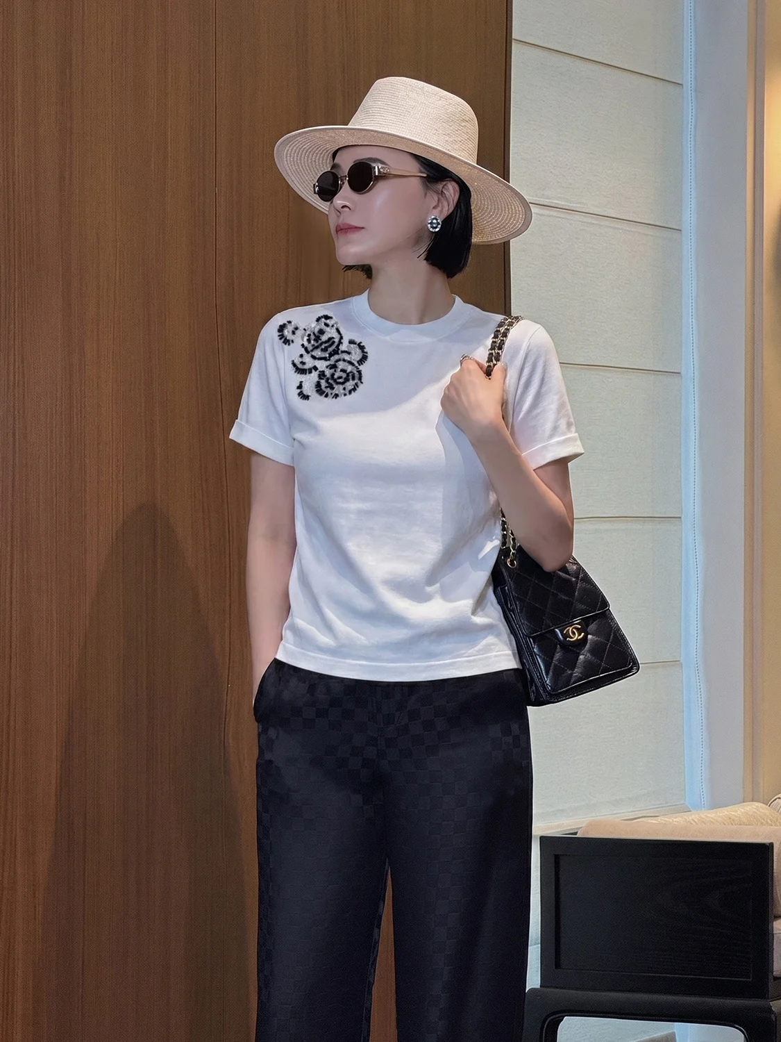 Elegant Classic Modal Casual Top Versatile Comfortable Women's Fashion Spring 2026 ZE6T9003 by Yuan Yiling from Left Bank Gal...
Elegant Classic Modal Casual Top Versatile Comfortable Women's Fashion Spring 2026 ZE6T9003 by Yuan Yiling from Left Bank Gal...