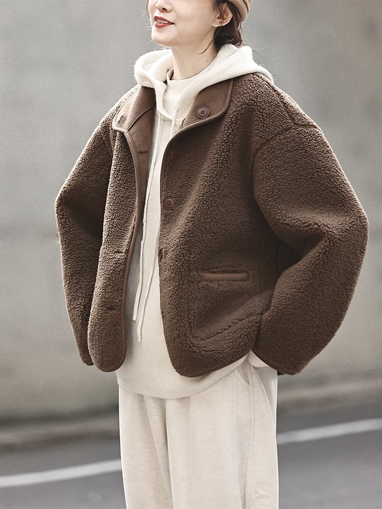 Double-Sided Wearable Warm Fce Jaet Women's ort Faion Retro Winter Coat Lamb Fur Outerwear Casual Loose Fit Long Sve
Double-Sided Wearable Warm Fce Jaet Women's ort Faion Retro Winter Coat Lamb Fur Outerwear Casual Loose Fit Long Sve