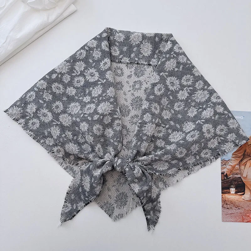 %cotton short fringed floral scarf women, new Japanese and Korean style travel headscarf, thin neck scarf,
%cotton short fringed floral scarf women, new Japanese and Korean style travel headscarf, thin neck scarf,