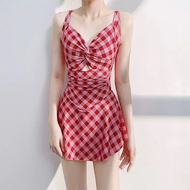 Summer Women's One Piece Swimsuit Vintage Plaid Cutout Dress Retro Halter Neck Backless Bathing Suit for Hot Spring Beach Party
Summer Women's One Piece Swimsuit Vintage Plaid Cutout Dress Retro Halter Neck Backless Bathing Suit for Hot Spring Beach Party