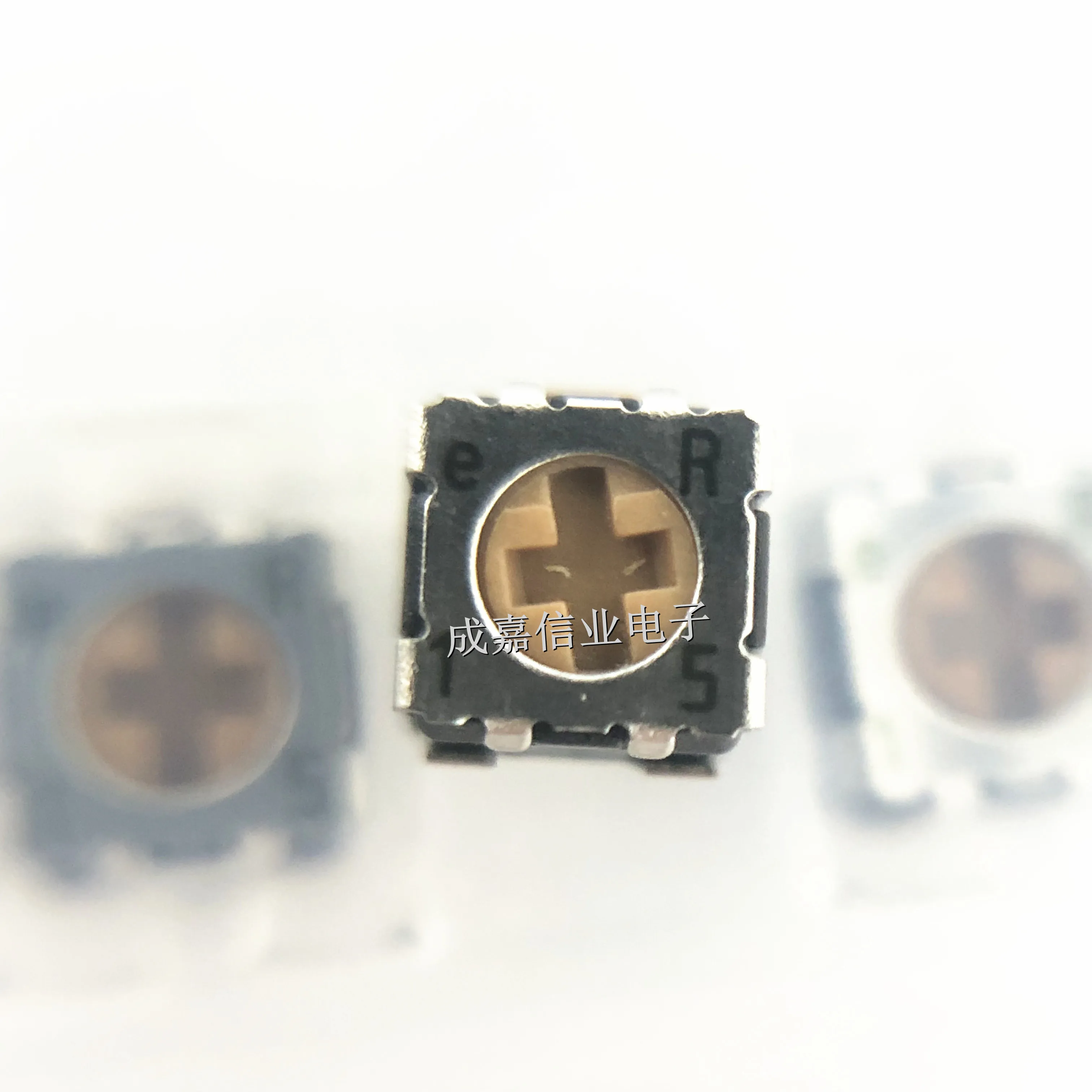 10pcs/Lot ST-32ETA100K 3X3 Trimmer Resistors - SMD 100kOhms 20%
10pcs/Lot ST-32ETA100K 3X3 Trimmer Resistors - SMD 100kOhms 20%