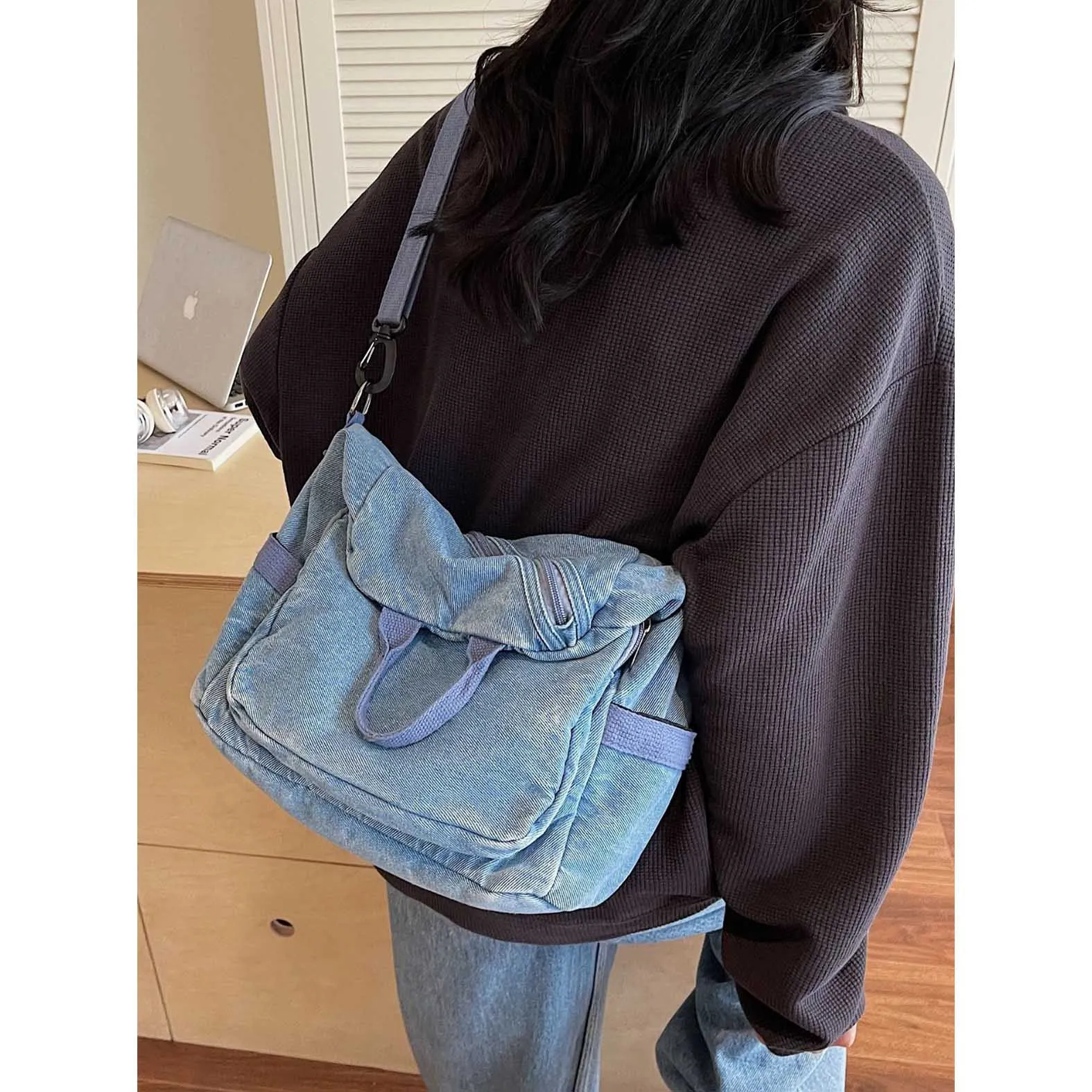 Canvas Backpack Multi purpose Bag Original Design Vintage Vintage Versatile Lightweight Backpack Cross Shoulder Bag
Canvas Backpack Multi purpose Bag Original Design Vintage Vintage Versatile Lightweight Backpack Cross Shoulder Bag