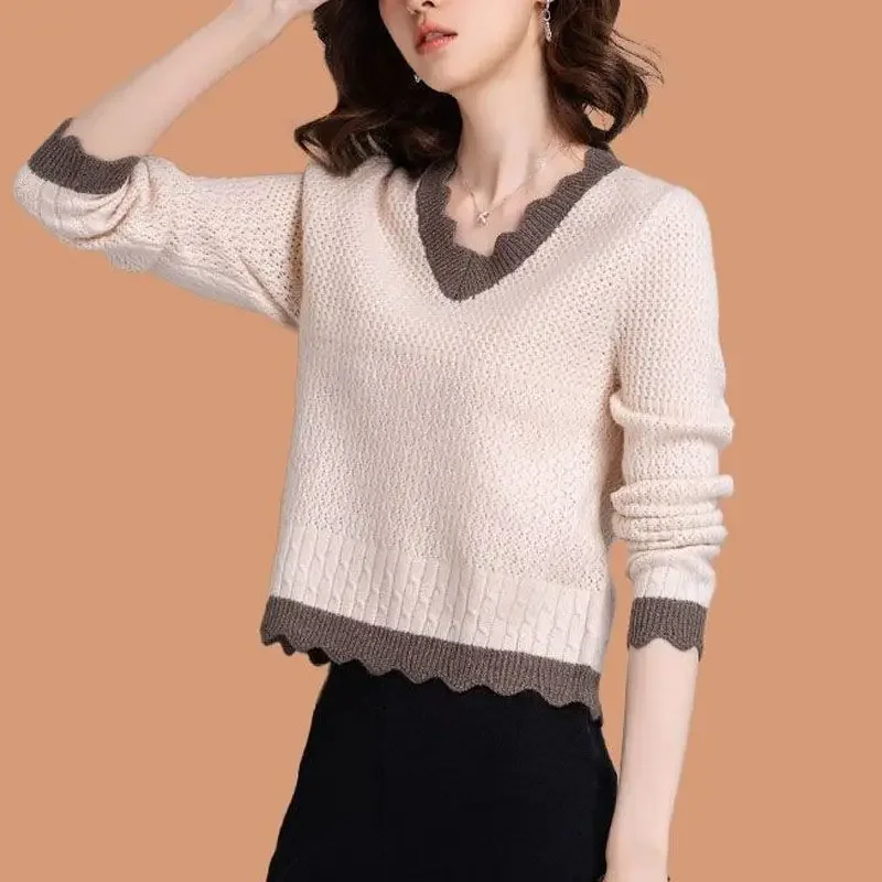 V-neck Lace Sweater for Women's Spring and Autumn New Style Stylish High Waist with Skirt Top and Base Shirt E4559
V-neck Lace Sweater for Women's Spring and Autumn New Style Stylish High Waist with Skirt Top and Base Shirt E4559