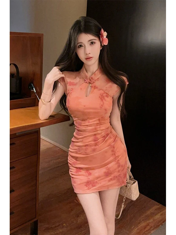 Sexy Chinese Style Qipao Dress Waist Cinched Beautiful Short Skirt Women's Fashion Summer New Style Pure Desire Style
Sexy Chinese Style Qipao Dress Waist Cinched Beautiful Short Skirt Women's Fashion Summer New Style Pure Desire Style