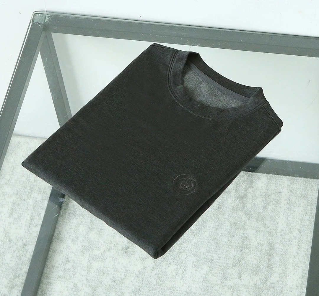 Футболка BLLIYOSS, новинка 2025 года, мужская шелковая хлопковая футболка высокого качества, вентилируемая, повседневная, с длинным рукавом, однотонная, универсальная, осенняя, незаменимая
Футболка BLLIYOSS, новинка 2025 года, мужская шелковая хлопковая футболка высокого качества, вентилируемая, повседневная, с длинным рукавом, однотонная, универсальная, осенняя, незаменимая