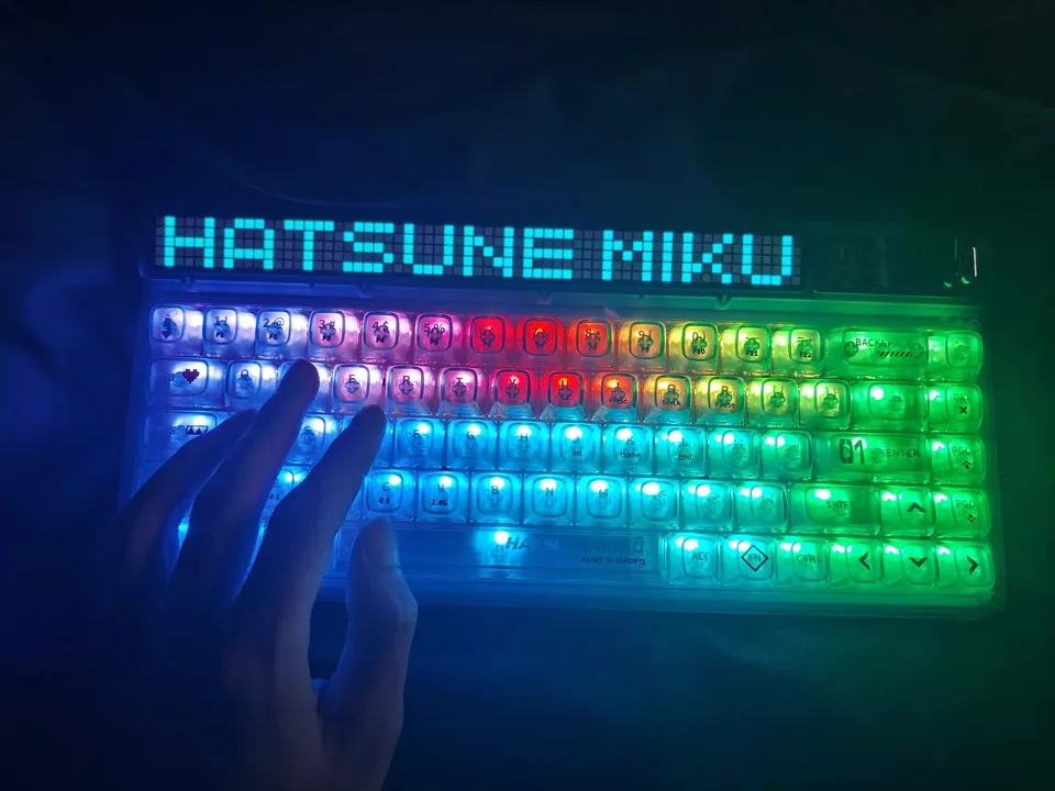 New Anime Hatsune Miku Heart Of Esports Series Figure 68 Keys Wired and Wireless Mechanical Keyboard Game Keyboards Gifts
New Anime Hatsune Miku Heart Of Esports Series Figure 68 Keys Wired and Wireless Mechanical Keyboard Game Keyboards Gifts