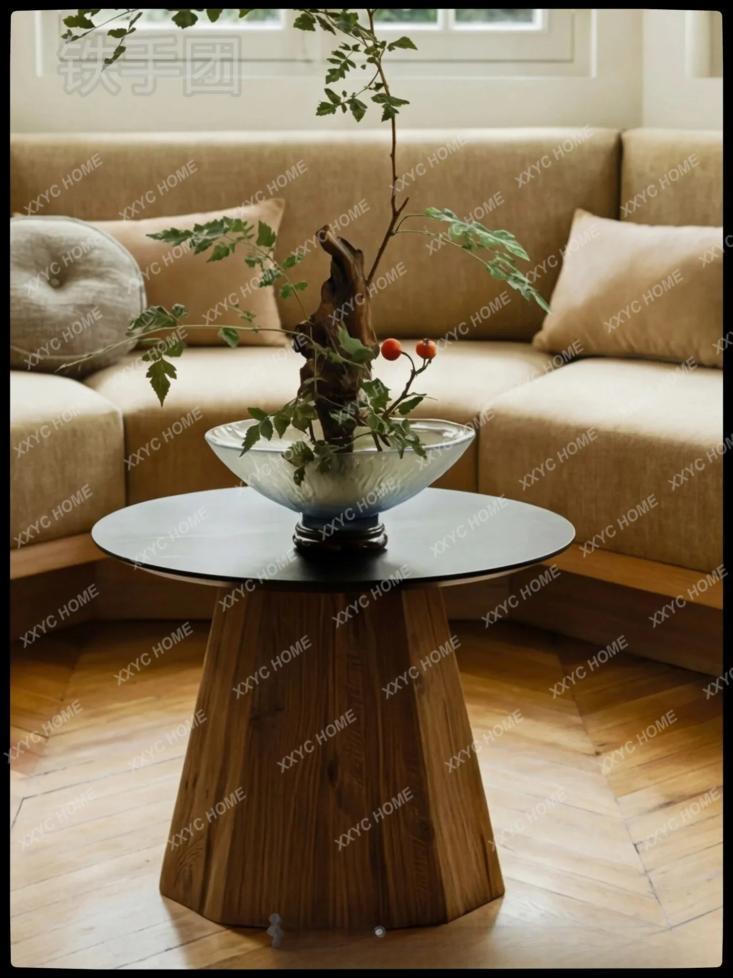 light luxury retro minimalist solid wood round coffee table
light luxury retro minimalist solid wood round coffee table
