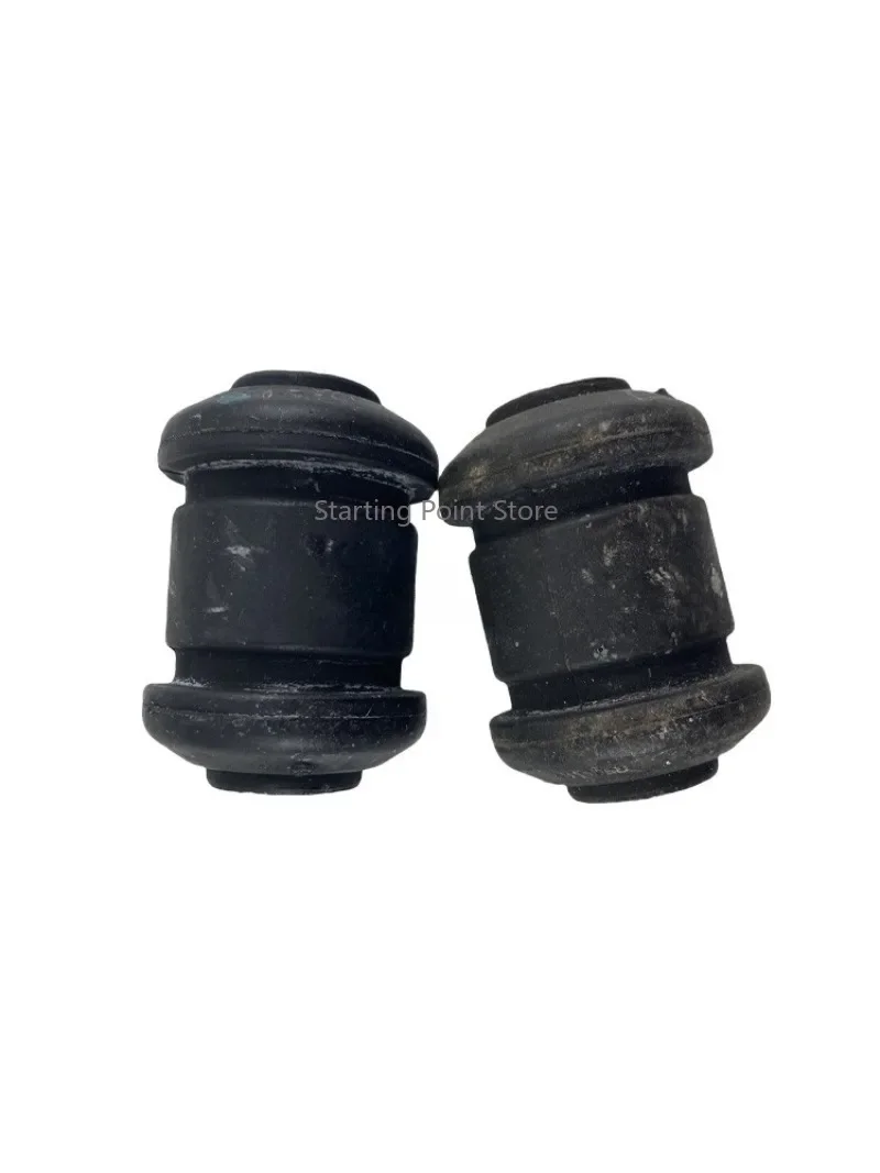 Suitable for Mazda M3M5 Classic Focus Volvo S40 suspension rubber hem arm bushing
Suitable for Mazda M3M5 Classic Focus Volvo S40 suspension rubber hem arm bushing
